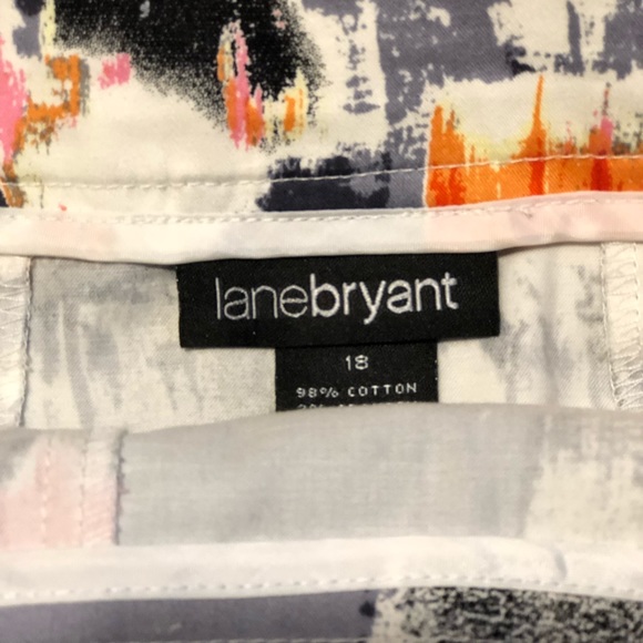 Ladies Skirt - Picture 2 of 2